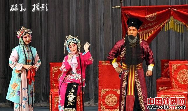 京剧《翠屏山》