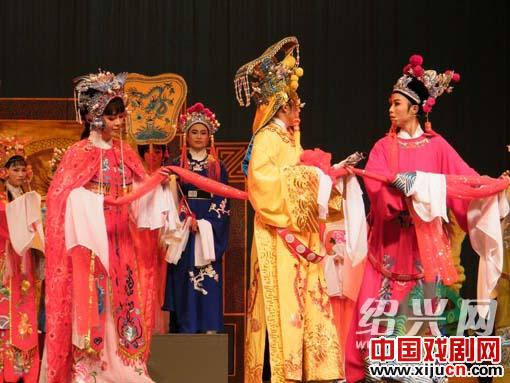 江南越剧团自排大戏《孟丽君》火爆上演