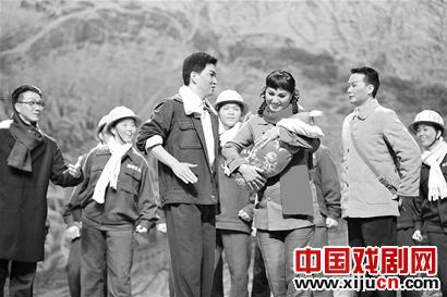 京剧《魂系油气田》唱响了创业与奉献的时代颂歌