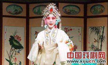 虎美玲艺术成就