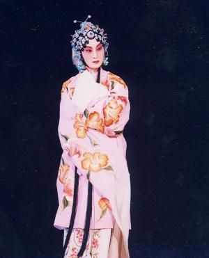 为何京剧演出几乎成为了老生和青衣的天下？