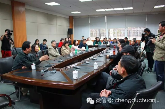 川剧《马前泼水》走进四川音乐学院国际演艺学院