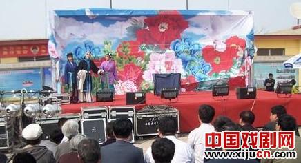 弘扬京剧瑰宝 尽显票友风采