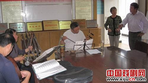 张建东杯情系十八大京剧演唱会