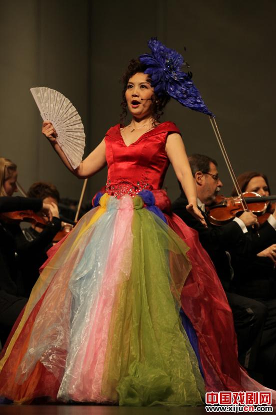 新凤霞之女吴霜&ldquo;笑唱花腔&rdquo;独唱音乐会