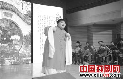 90后哈师大学生张硕自编自导自演公益性京剧专场演唱会