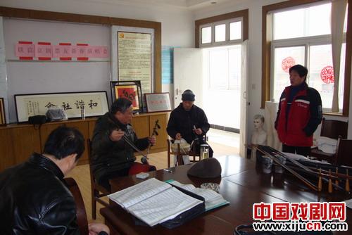 联谊京剧票友新春演唱会让票友、戏迷过足了戏瘾