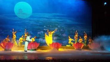 京剧《丝路花雨》在甘肃演出