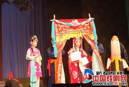 国家京剧院携京剧经典《锁麟囊》首次在烟台演出