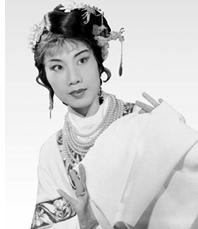 袁雪芬代表了半个多世纪越剧音乐的潮流和动向