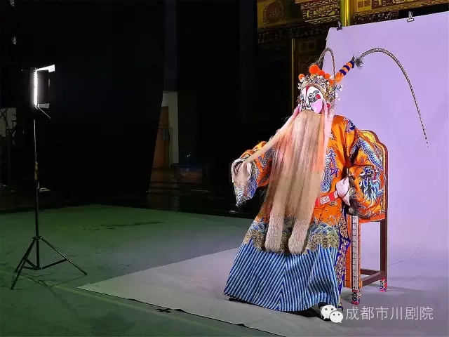 川剧《打红台》