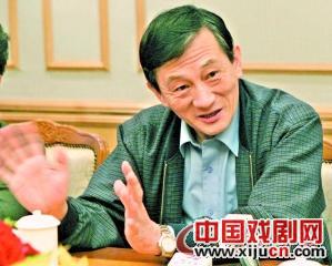 京剧作家：吴江