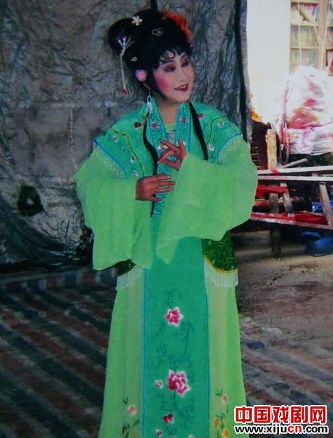 葛幼英从越剧花旦到育苗人