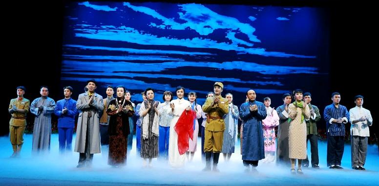 原创抗战大戏《汴桥风云》成功首演