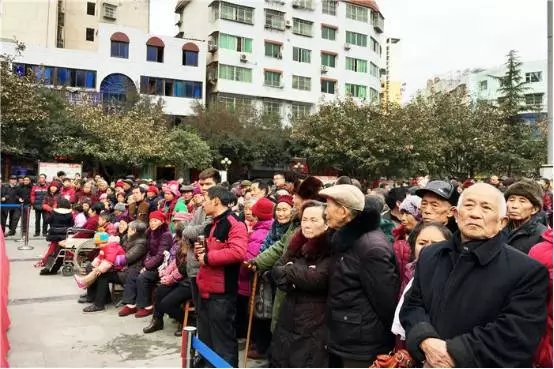 盐亭县2016年春节系列文化活动 川剧专场精彩上演