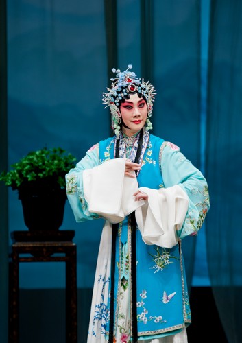 国家京剧院赴天津演出《韩玉娘》《穆桂英挂帅》《大漠苏武》