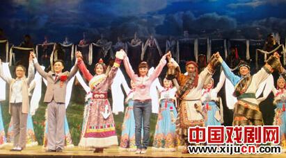 青春版京剧《草原曼巴》将京剧的丰富表现力发挥得淋漓尽致