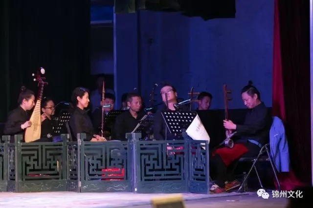 锦州市评剧团复排的传统评剧《凤还巢》现场火爆