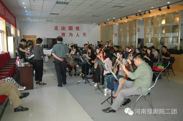 不辱使命、载誉归来 不辞辛劳、加紧排练