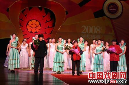 洛阳昔日豫剧名旦马元凤及演出资料