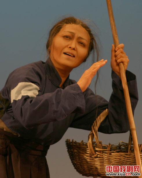 青年越剧团赴沪交流演出《祥林嫂》