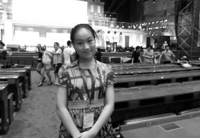 晨报资深小记者张可人民大会堂唱京剧