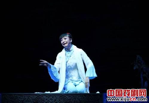 大型现代青春川剧《鸣凤》有五成年轻观众