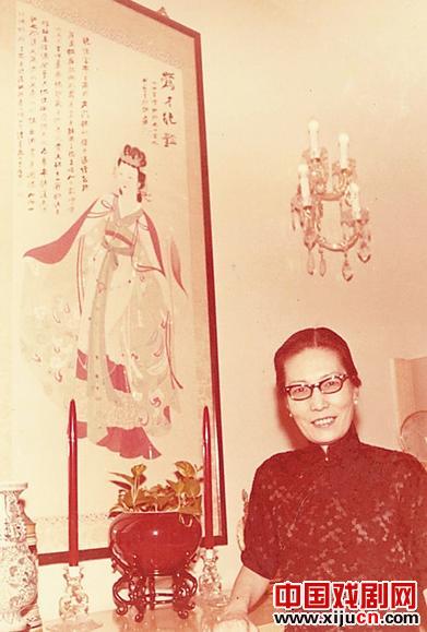 &ldquo;余音绕梁&mdash;&mdash;京剧名家名剧演唱会&rdquo;还将举办京剧名伶的专场拍卖会