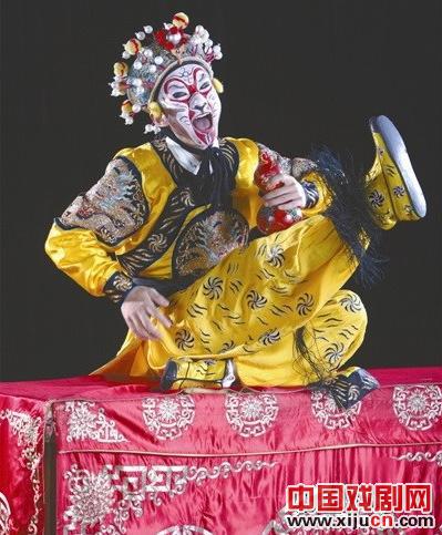 新秀王璐在《大闹天宫》中扮演孙悟空