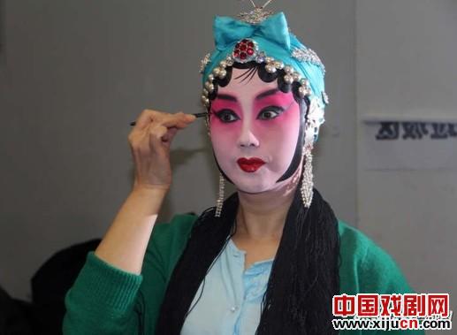 李素萍40年如一日的京剧梦