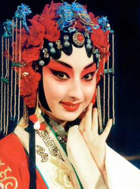 长安大戏院7月24日演出京剧《锁麟囊》