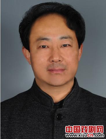 浙江越剧团团长陶铁斧