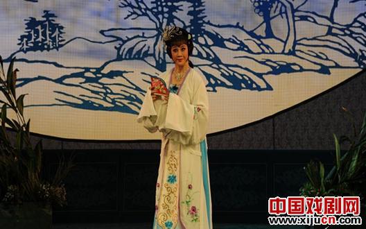 评剧《金莲三寸》获得满堂彩