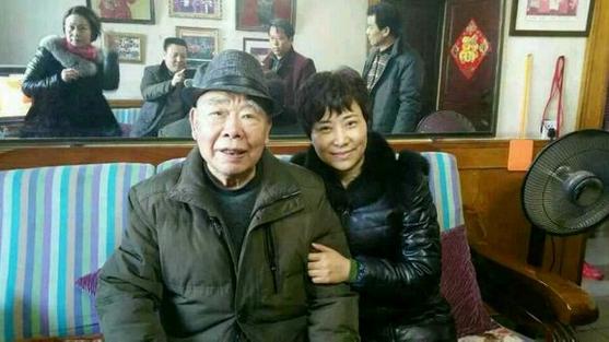 洛曲老师们看望曲剧前辈马琪，刘卫生先生