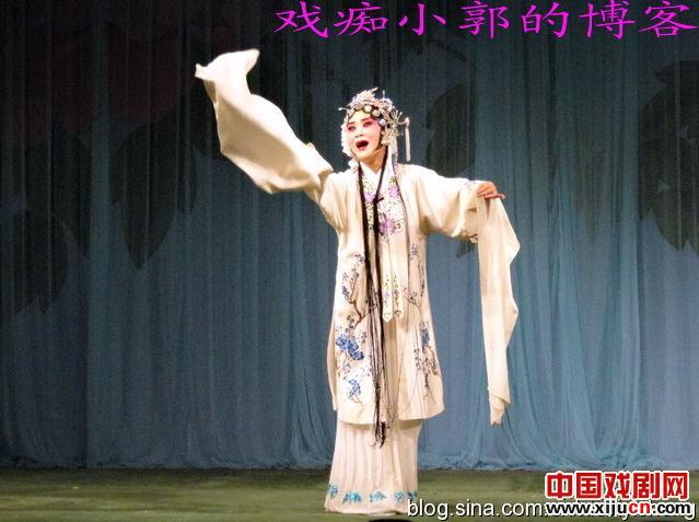 《周仁献嫂·哭坟》