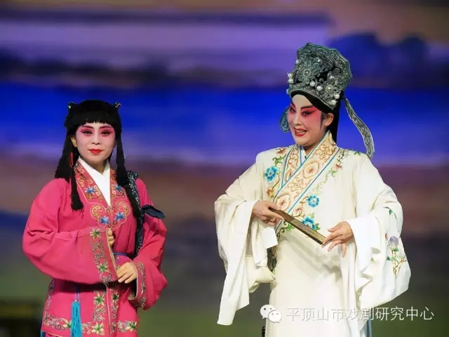 豫剧院《桃李梅》主演白伟 常淑珍