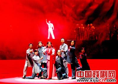 现代越剧《红色浪漫》连演三场