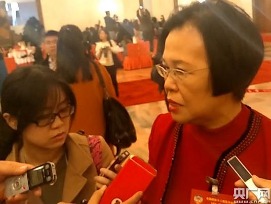 政协委员赵葆秀关注戏曲进校园：作为京剧人 要有坚守