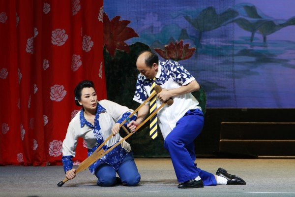 香魂塘畔的《香魂女》十七年风采依旧