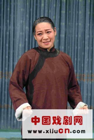 石家庄市青年评剧团国家一级演员，中国戏剧家协会会员-靳玲展（图）