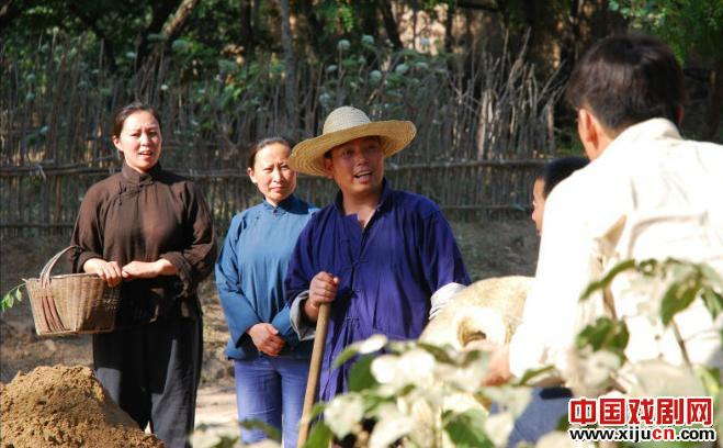 豫剧电影《尘封的军功章》