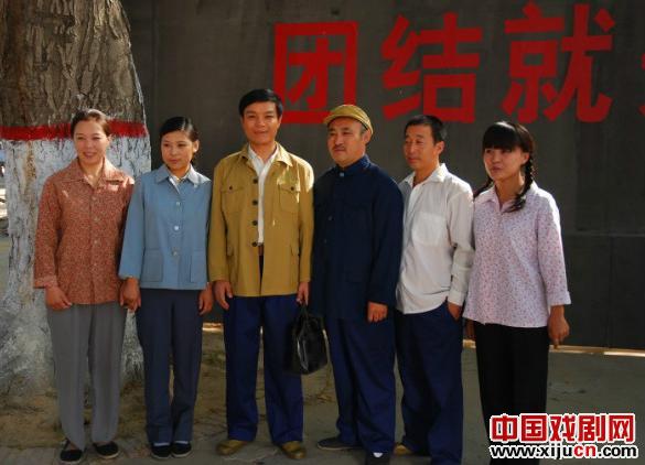 豫剧电影《尘封的军功章》