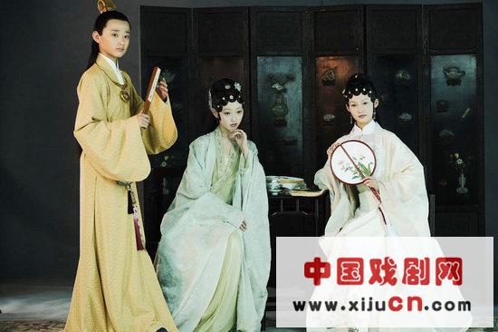 叶锦添解读《红楼梦》造型：我拉了昆曲的皮