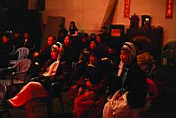 南县花鼓戏团贴身纪实