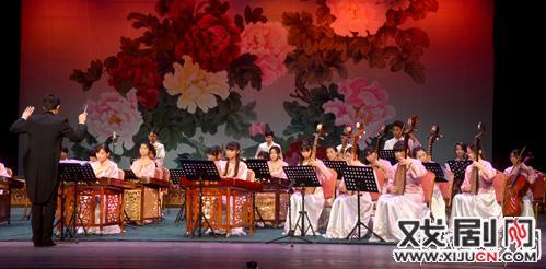 广东舞蹈戏剧职业学院举行2015届粤剧专业毕业生汇报演出