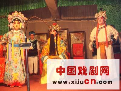 一个为川剧生、也要为川剧死的奇女子：李丹（图）