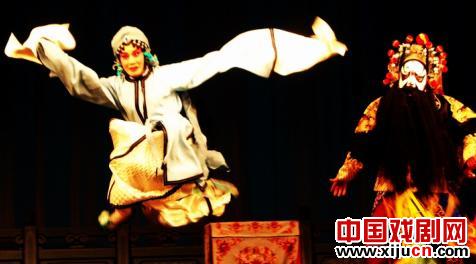 程砚秋：旦角水袖的运用