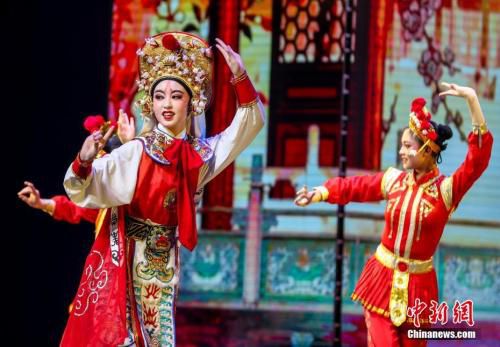 戏曲艺术发展遇难题？戏曲教育发展要有&ldquo;普及&rdquo;思维