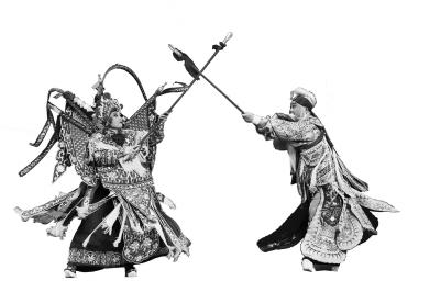 老戏演出新感觉 常派再传弟子郭青峰主演豫剧《对花枪》郑州上演