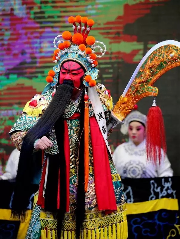 大型舞台晋剧《关公》在盂县演出